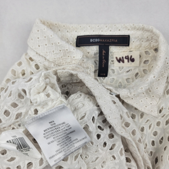 BCBGMAXAZRIA Thea cropped eyelet button-down top / overpiece Size XXS - Picture 3 of 3